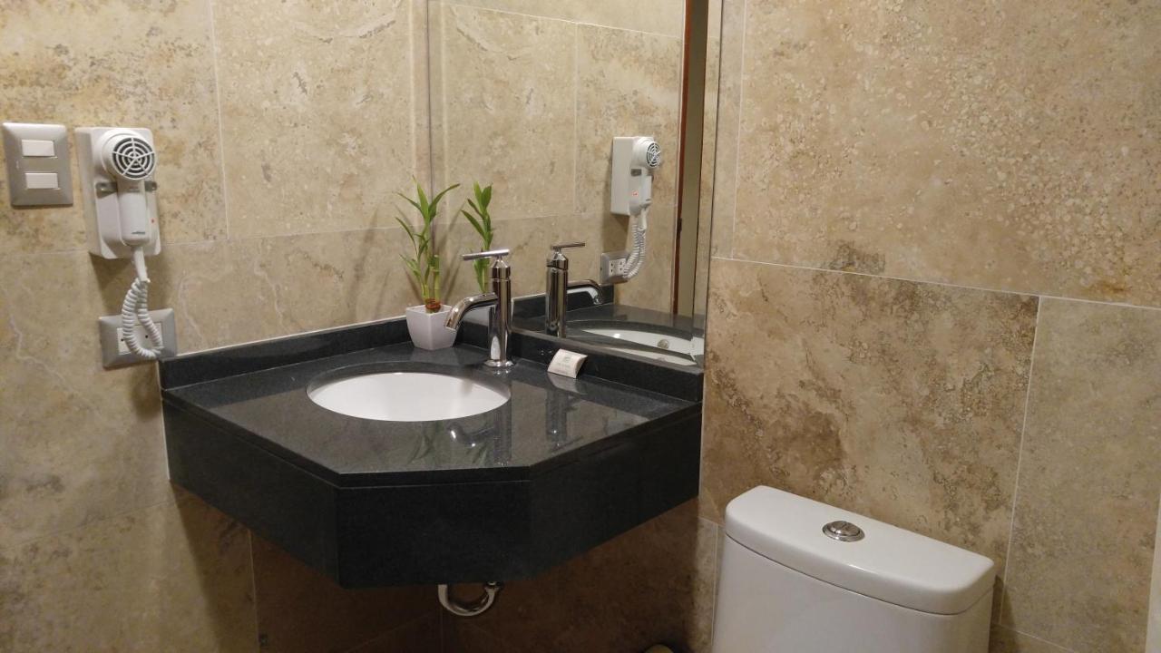 Hotel Las Lomas Lima Bagian luar foto