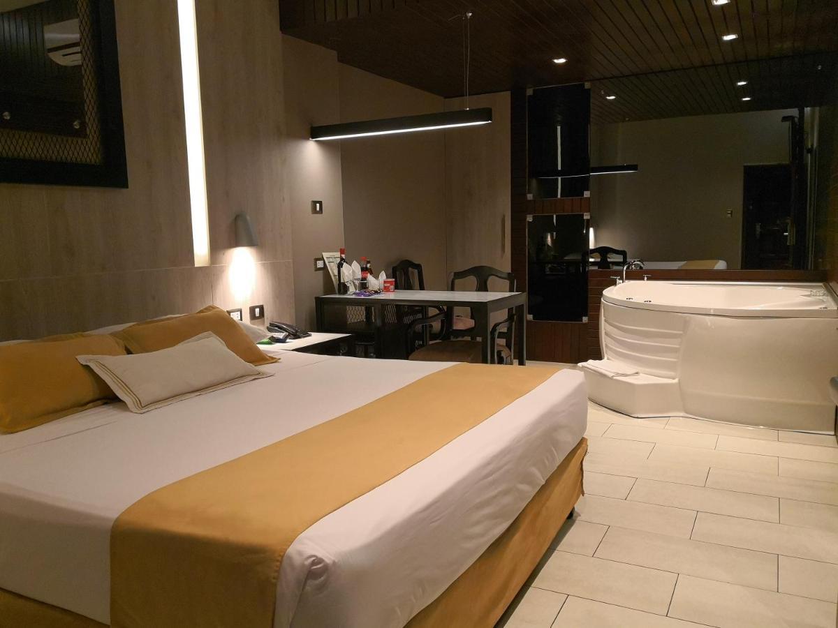 Hotel Las Lomas Lima Bagian luar foto