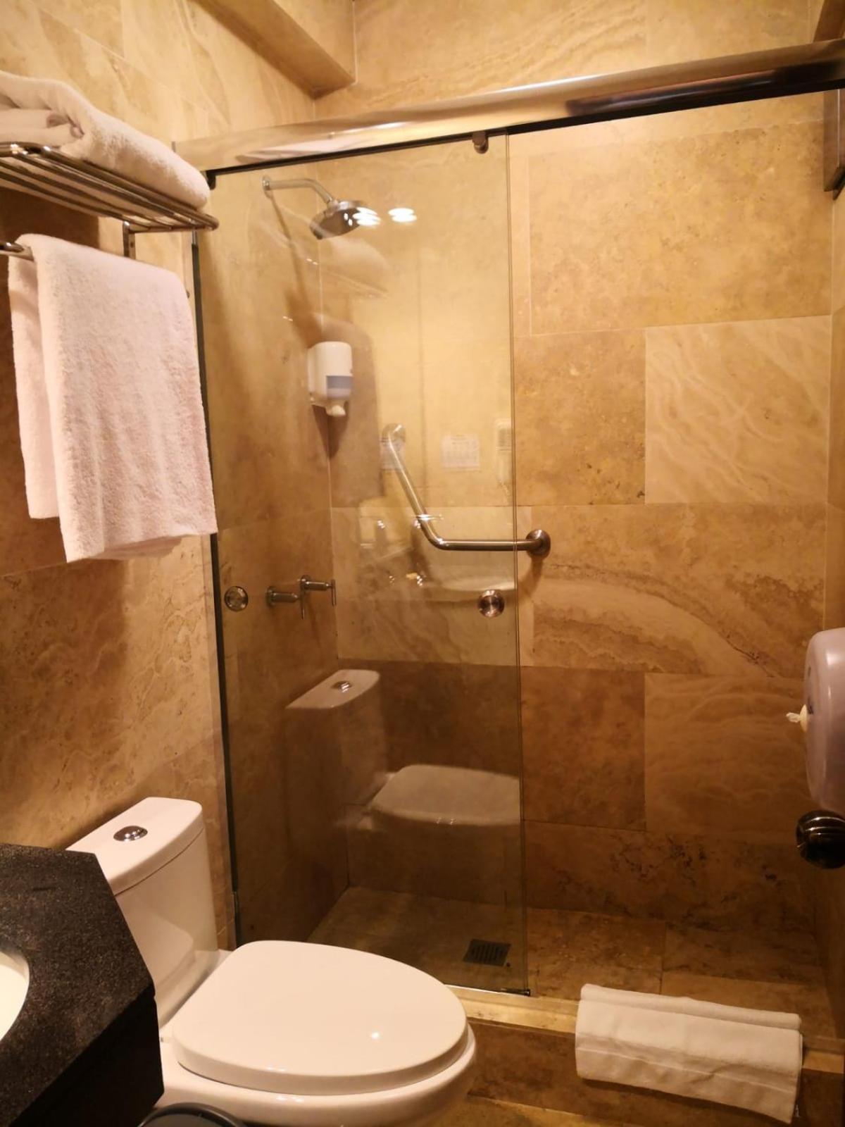 Hotel Las Lomas Lima Bagian luar foto