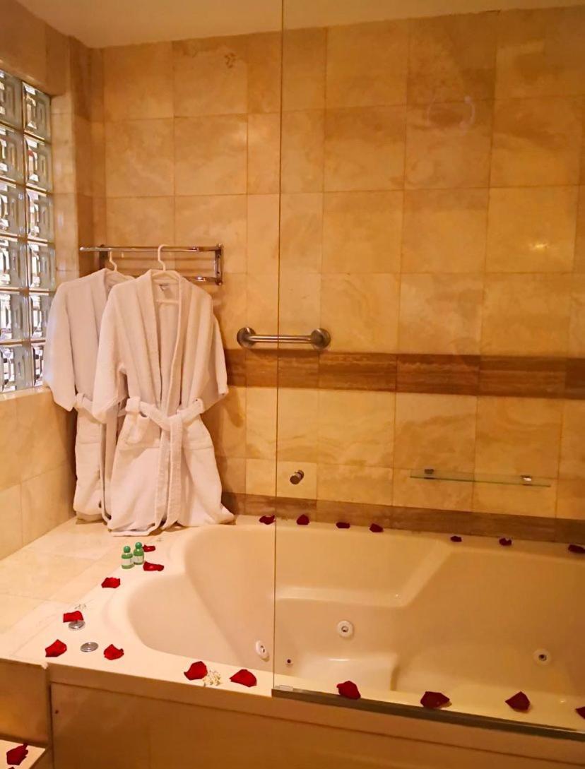 Hotel Las Lomas Lima Bagian luar foto